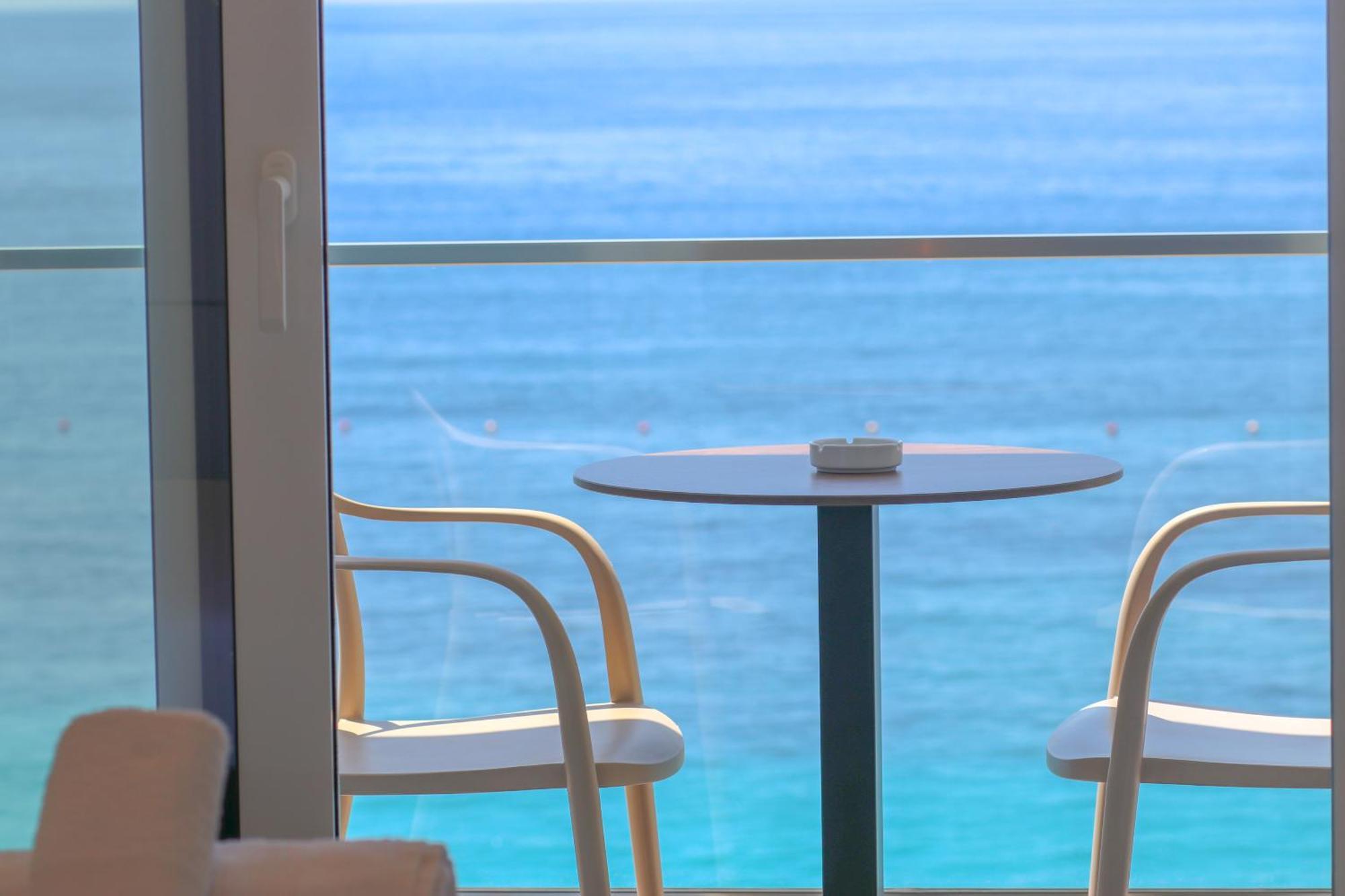 Emily'S Hotel Himare Eksteriør bilde